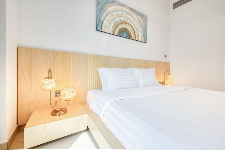 Lux 3bedroom Upgraded Apartment -Marina View & JBR - Tecom - Dubai - United Arab Emirates