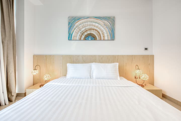 Lux 3bedroom Upgraded Apartment -Marina View & JBR - Tecom - Dubai - United Arab Emirates