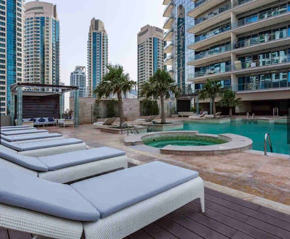 Lux 3bedroom Upgraded Apartment -Marina View & JBR - Tecom - Dubai - United Arab Emirates