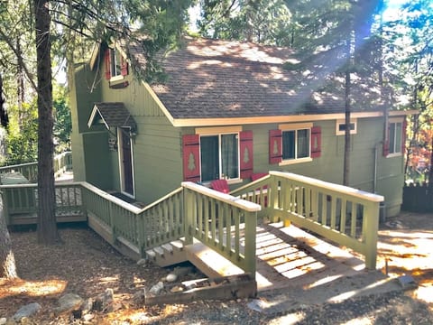 The Twain Harte Cabin