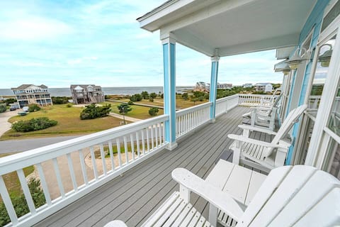 Frolic Inn OBX