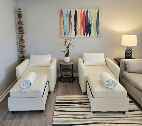 Bayside Beach House - Sleeps 10