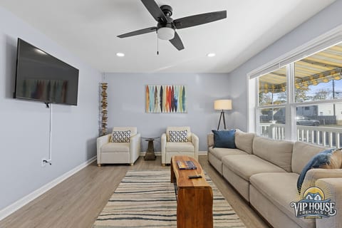 Bayside Beach House - Sleeps 10