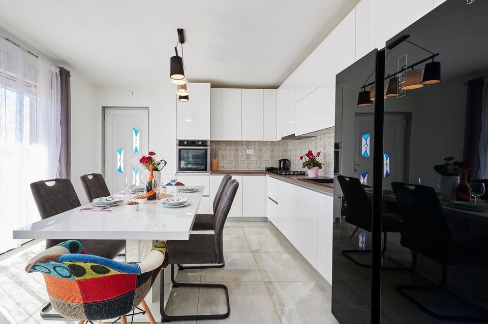Apartment Tomi - Unit 376399-13