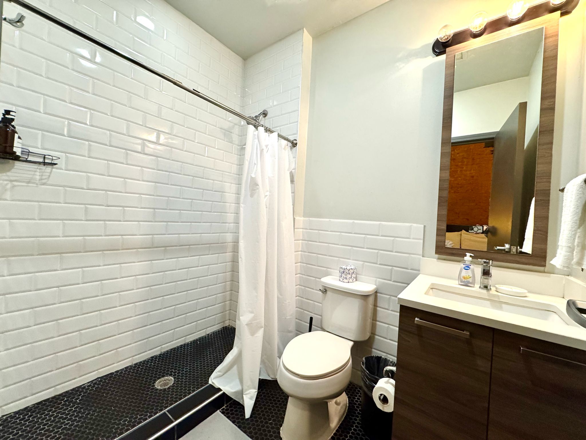 2-bed-or-2-bath-or-downtown-or-free-valet-parking/