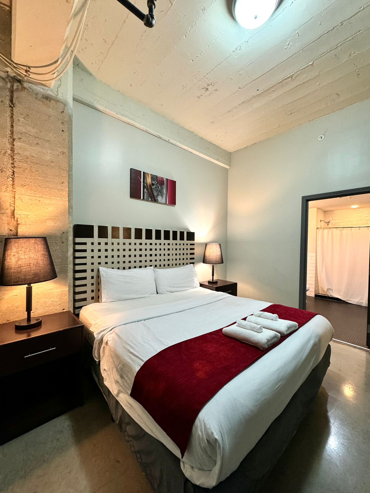 2-bed-or-2-bath-or-downtown-or-free-valet-parking-or/