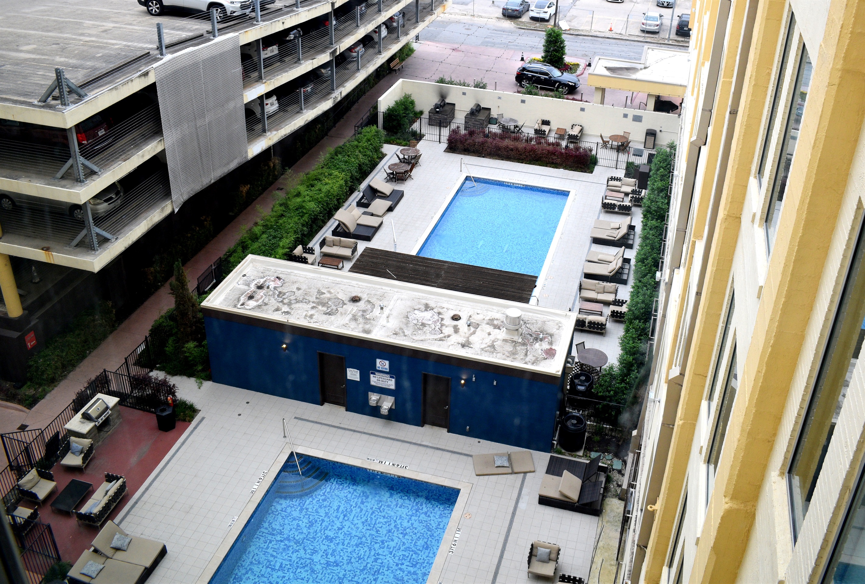 zen-style-2br2bth-or-pool-view-or-downtown-or-free-valet-parking/