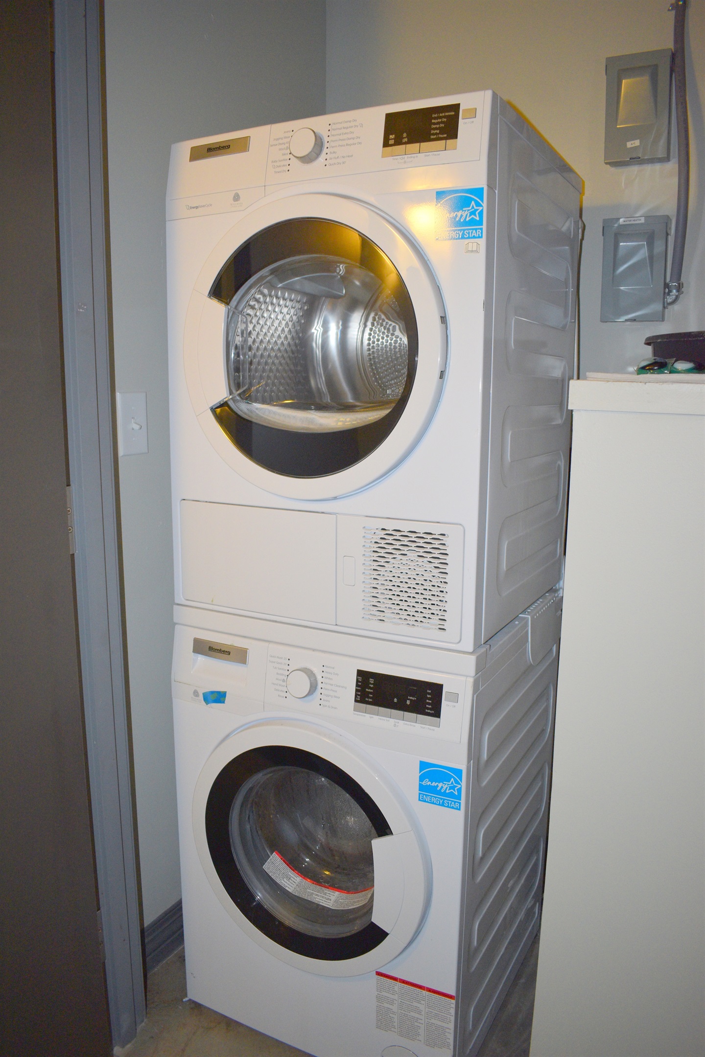 zen-style-2br2bth-or-pool-view-or-downtown-or-free-valet-parking/