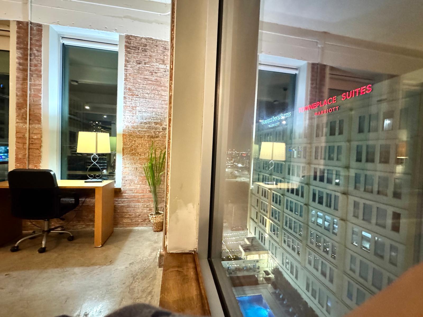 gorgeous-2-br-or-3-beds-or-2-bath-and-free-valet-parking/