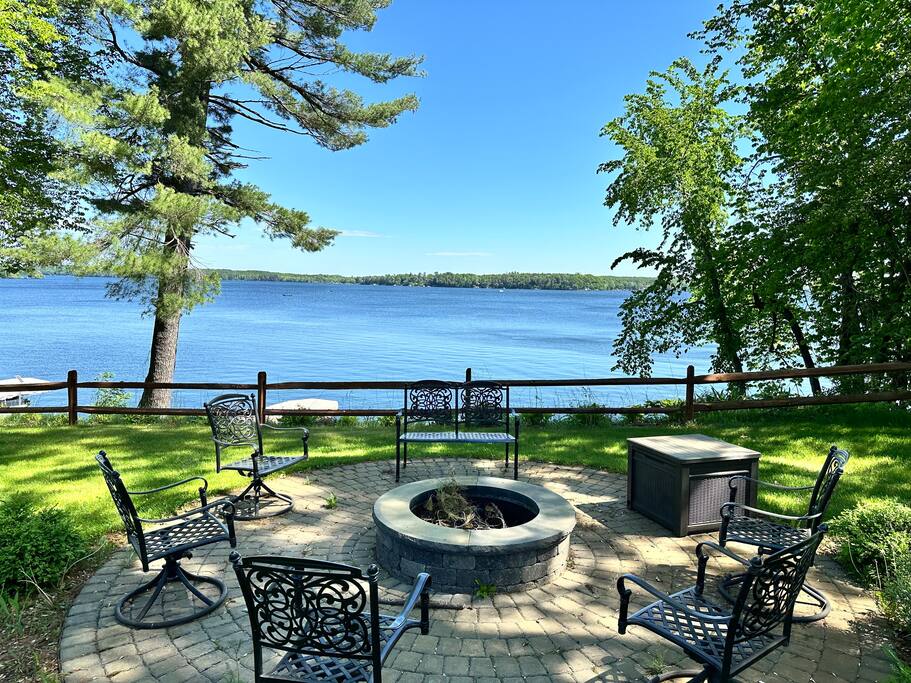 5 Bedroom, Views, Gameroom, Lakefront