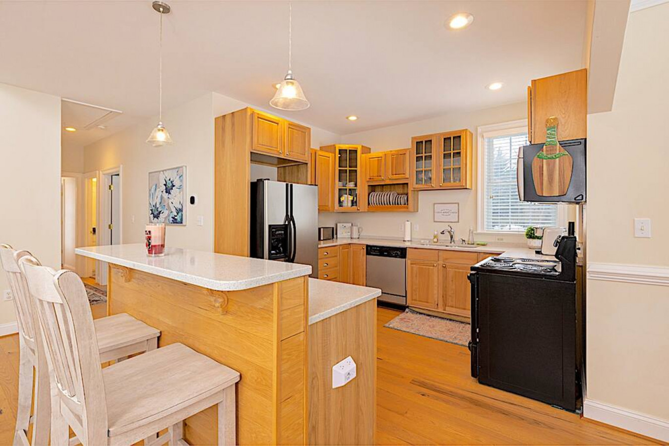 stoney-creek-cottage-@-wintergreen-w-ev-charger/