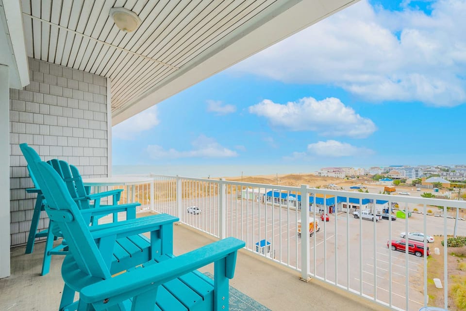 Morning coffee, coastal breeze, and front-row seats to beach life 🌊☀️ Relax and unwind from your private balcony.