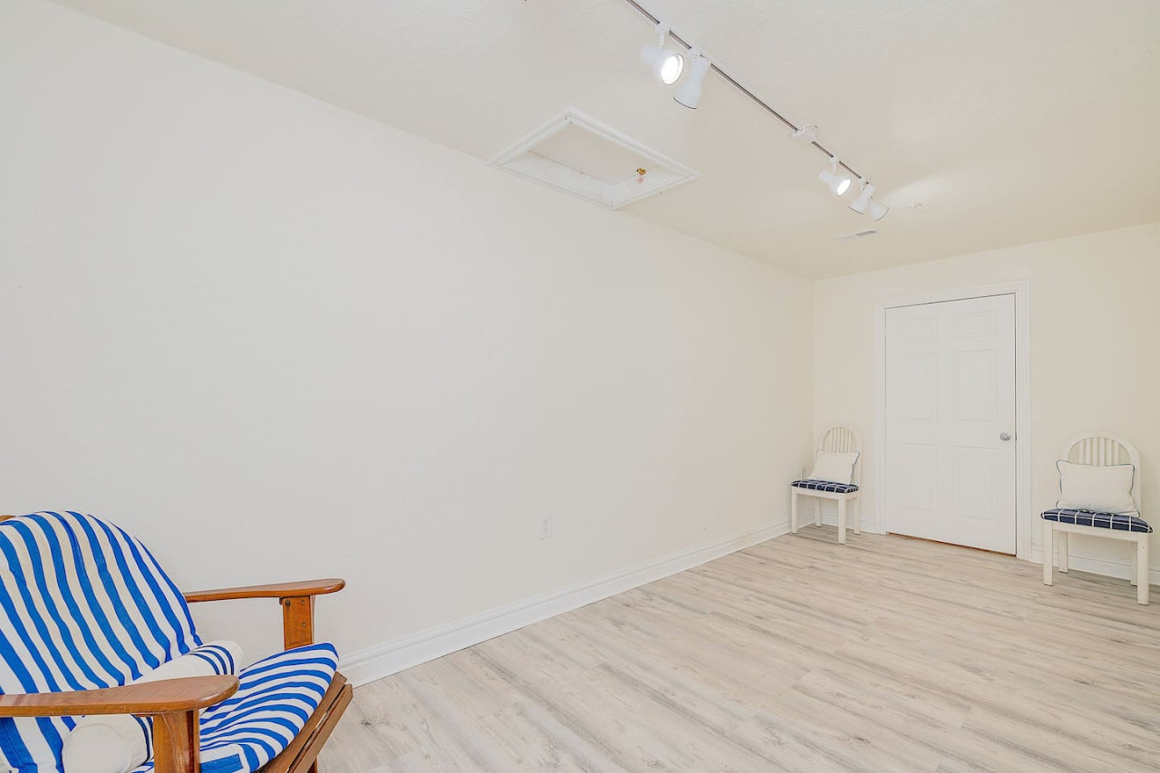 Penthouse By The Sea Huge Home w/ Amazing Views - Virginia Beach