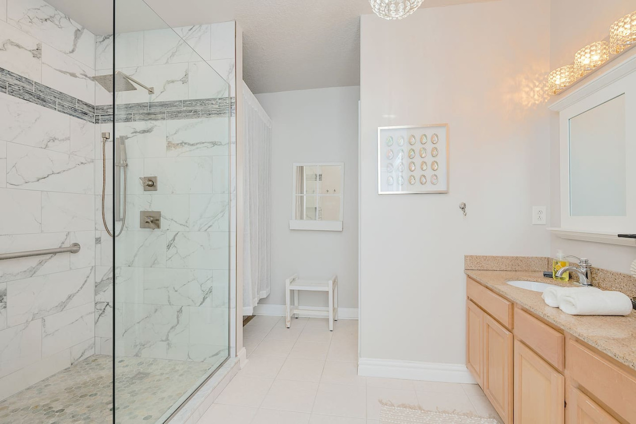 Penthouse By The Sea Huge Home w/ Amazing Views - Virginia Beach