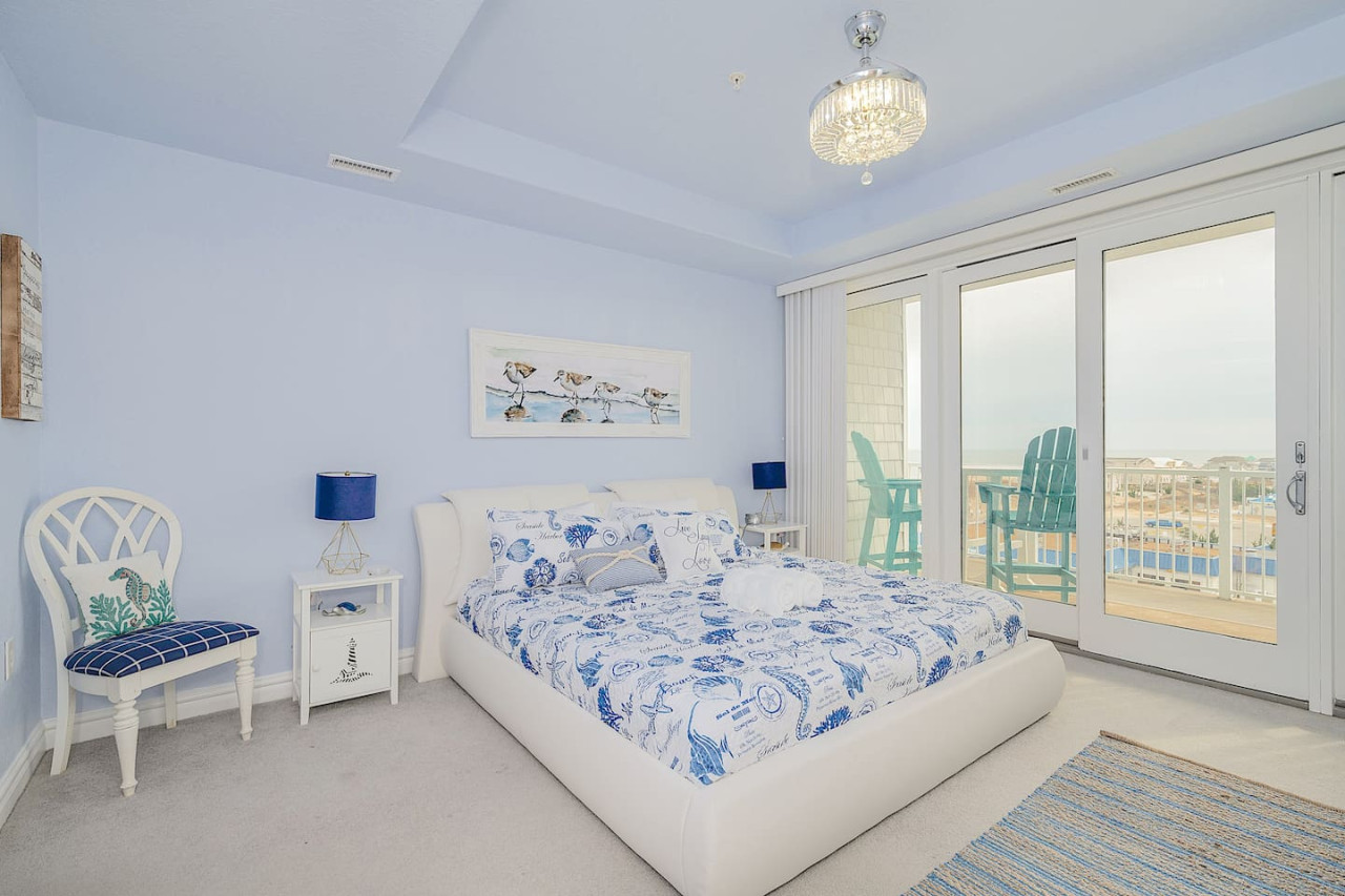 Penthouse By The Sea Huge Home w/ Amazing Views - Virginia Beach