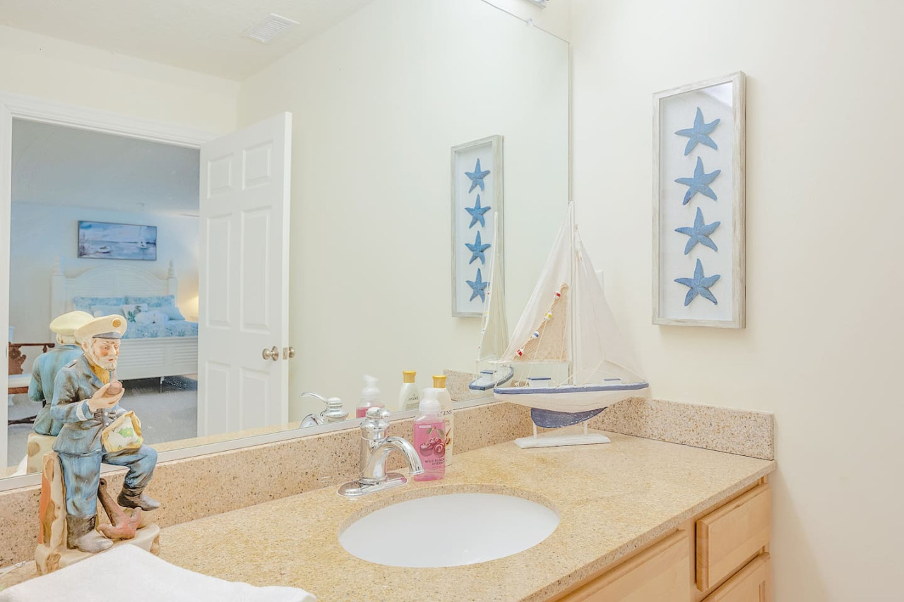 Penthouse By The Sea Huge Home w/ Amazing Views - Virginia Beach