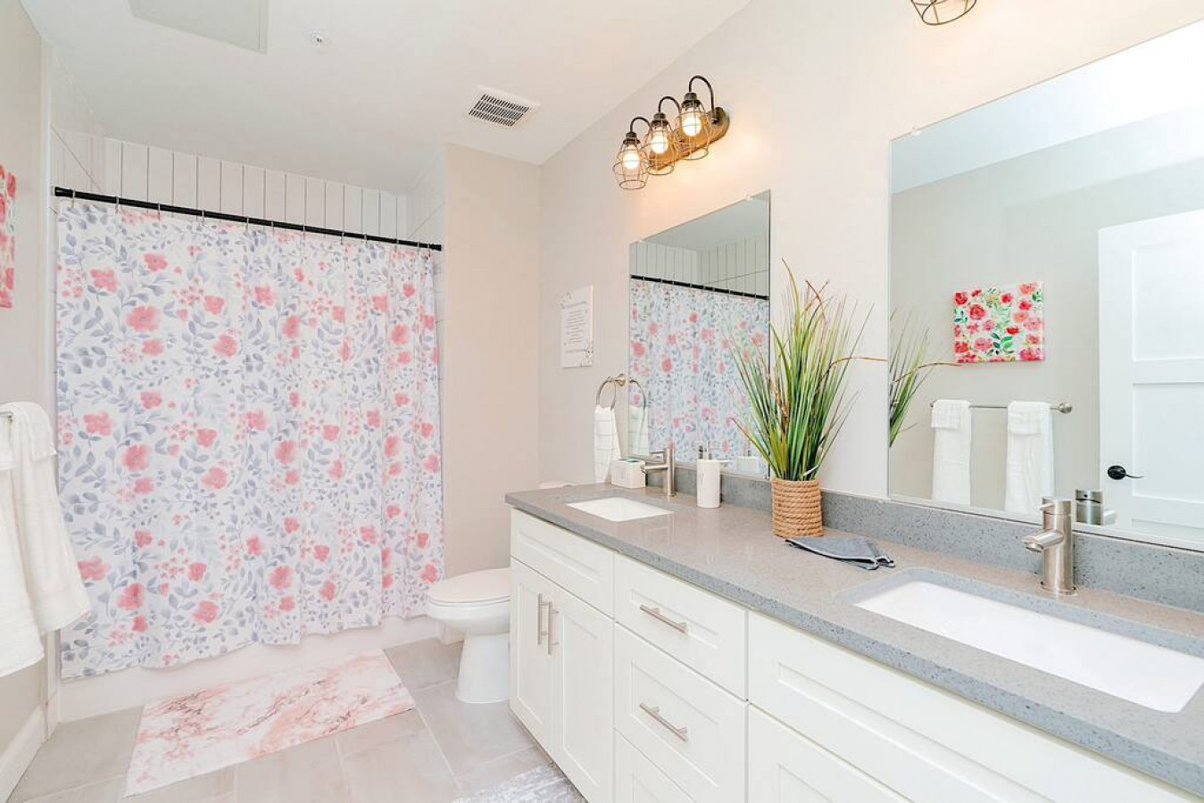 Breakfast @ Tiffany's Downtown Newport News! - Newport News