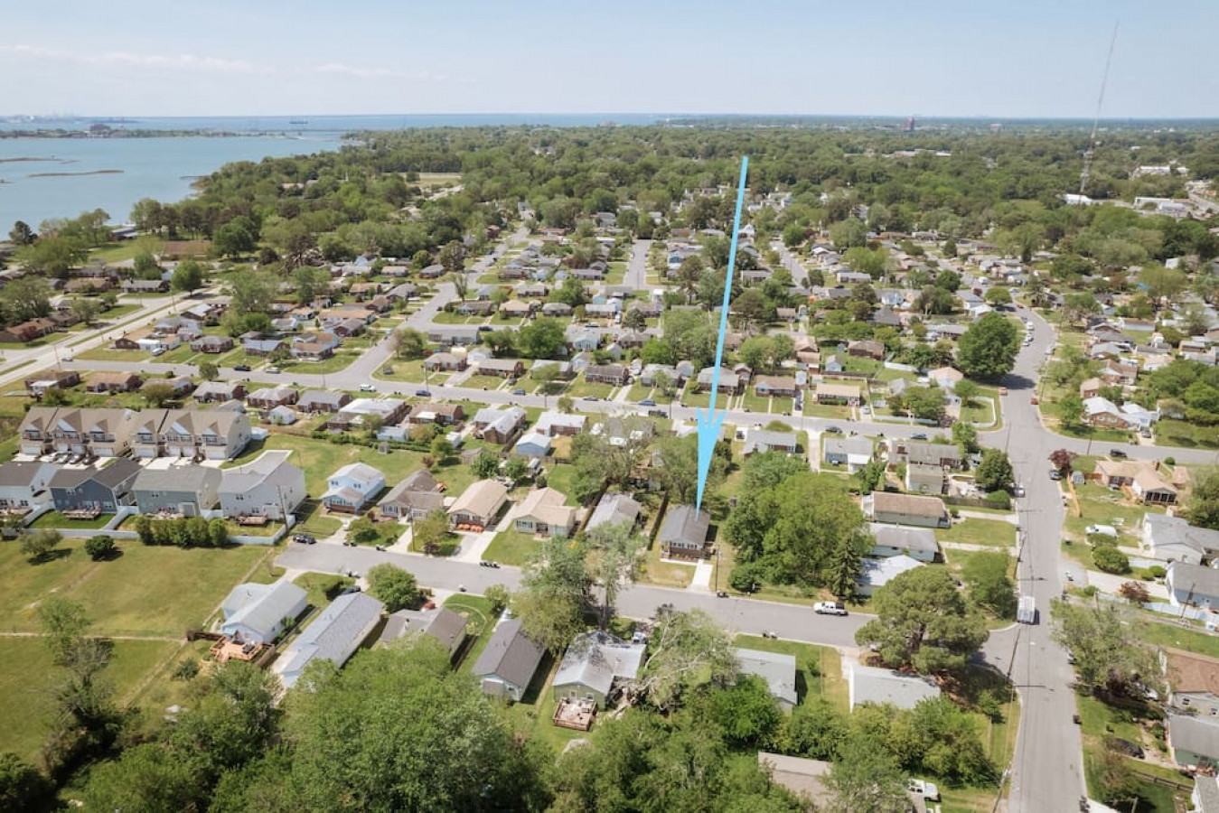 Buckroe Bungalow · #Buckroe Bungalow ~Escape to the Beach 2mins Away! - Hampton