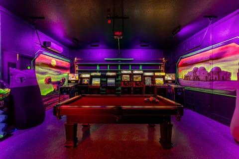 SEEN ON TV | Themed Rooms | Arcade, Pool & Resort