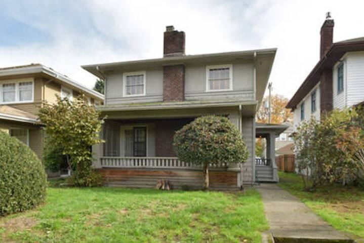 13 Schlafzimmer Haus im U-District - Seattle