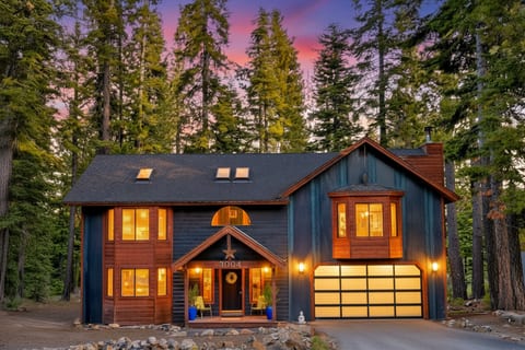 Tahoe Luxury Winter Haven Under the Stars.
