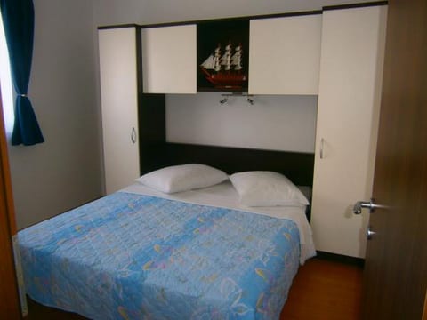 Apartments Krslovic - Unit 376299-13