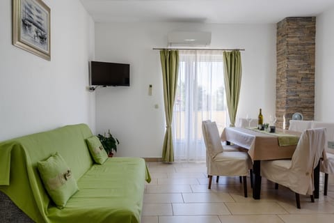 Apartments Krslovic - Unit 376300-13
