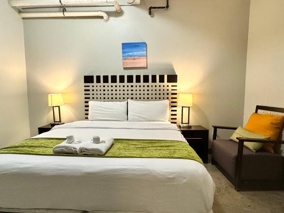 earthy-style-2-br-or-3-beds-or-2-bath-or-free-valet-p/