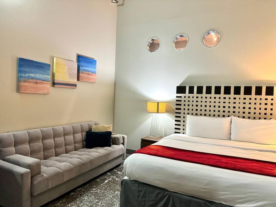 1br-or-3-beds-or-dt-views-or-free-valet-parking/