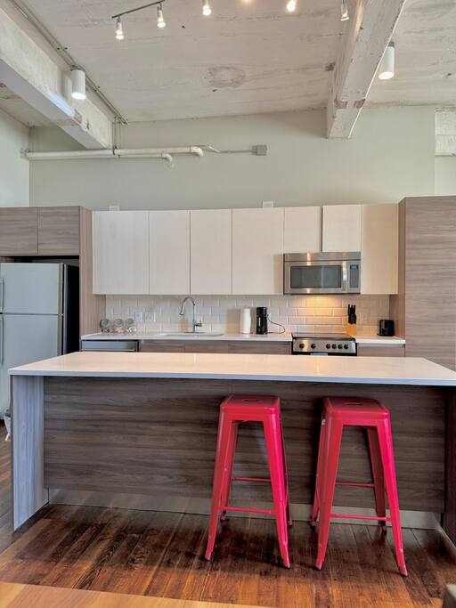 1br-or-3-beds-or-dt-views-or-free-valet-parking/