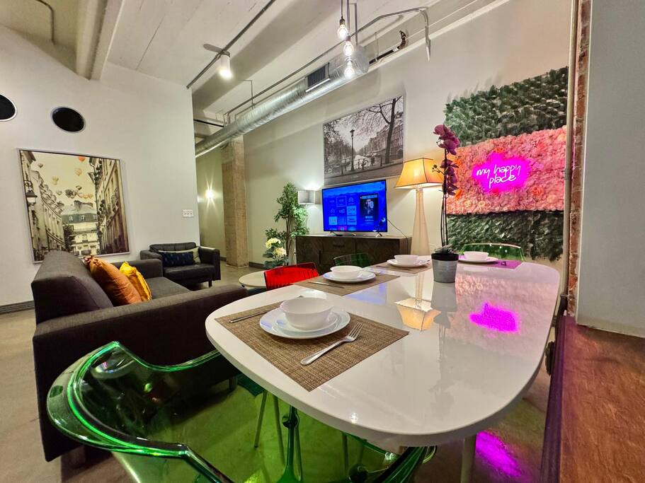 2-br-or-2-bath-or-downtown-or-free-valet-parking-or/