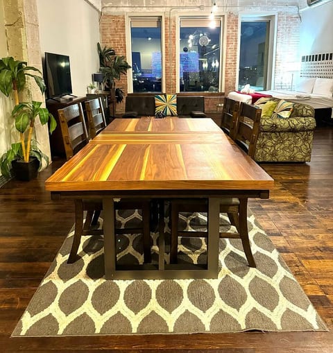 Spacious 1BR | 3 King Beds | Free Valet Parking
