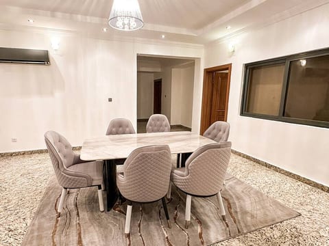 George Residence – Elegant 3BR in SDA Ikoyi | WiFi