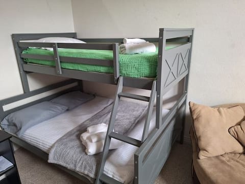 3rd floor kids loft, bedroom