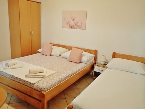 Apartments Cvitko - Unit 376369-13