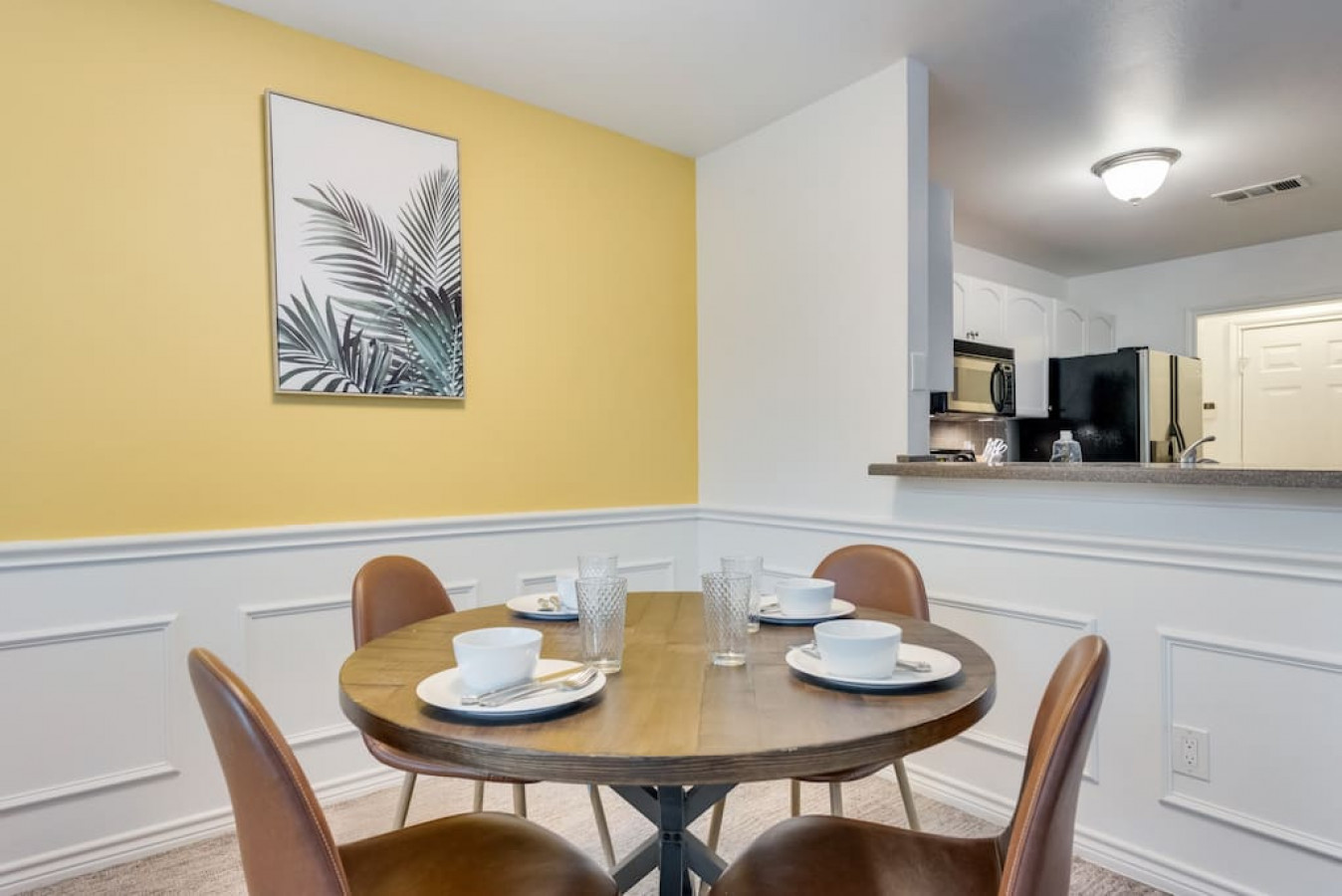 family-and-business-retreat-or-king-bed-and-top-amenities/