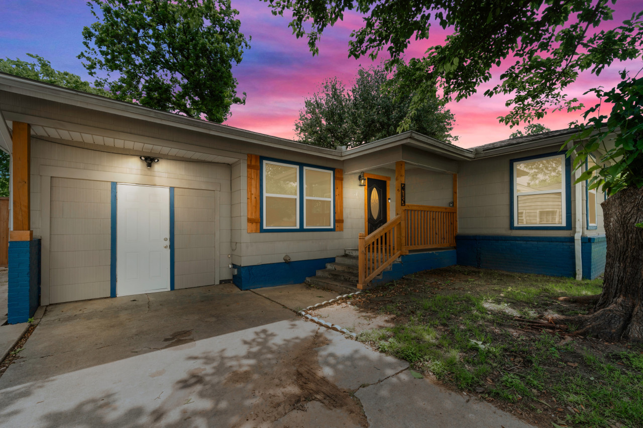 rare-exclusive-retreat-orprivate-hot-tub-or-king-bed/