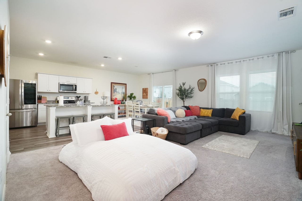 rare-find-orsleeps-13-orfamily-fun/