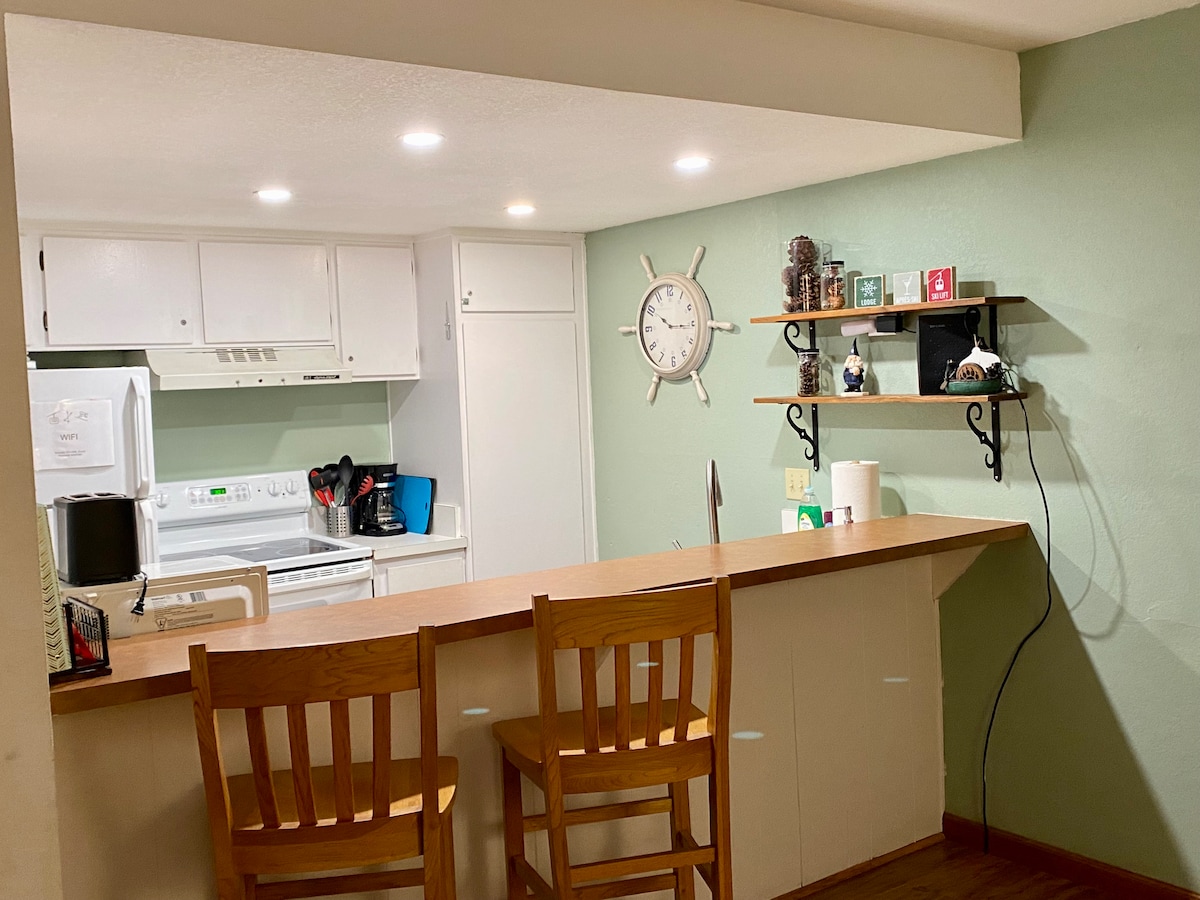 Mammoth Deer Chalet 1Bdr + Bunks Alcove - Mammoth Lakes