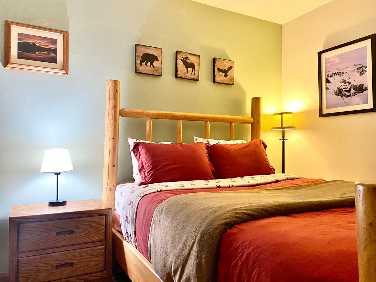 mammoth-deer-chalet-1bdr-bunks-alcove/