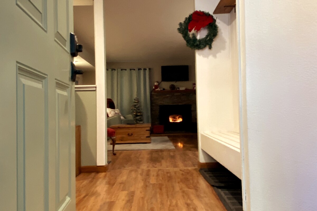 Mammoth Deer Chalet 1Bdr + Bunks Alcove - Mammoth Lakes