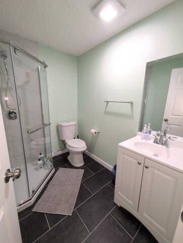 The Emerald Room - 5 mins to Seattle Center