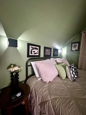 Budget Luxe Private Suite*30mnsNYC*ParkingIncluded