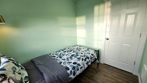 The Sahara Room - 5 mins to Seattle Center