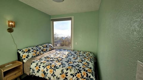 The Spectrum Room - 5 mins to Seattle Center