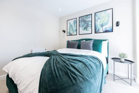 FREE Parking Green Oasis Flat in Leeds City Centre