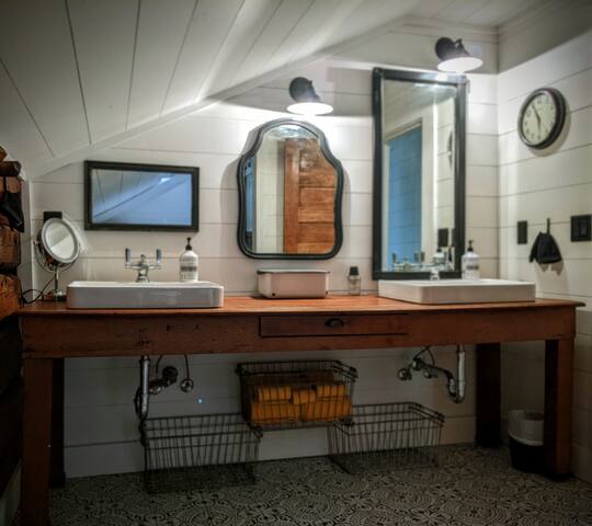 The Homestead on Corral Creek - Nemo