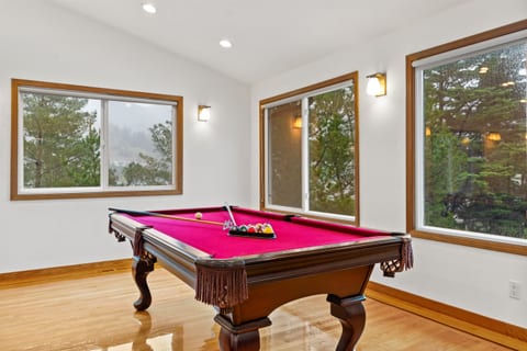 Pool table right next to great mountain view