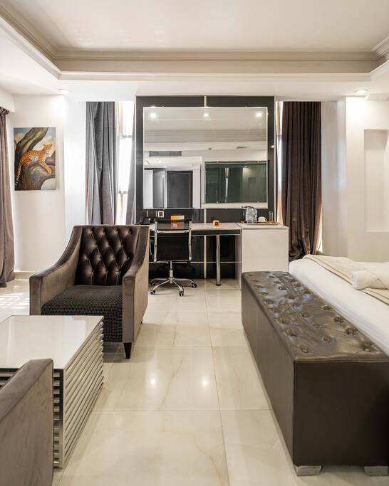 Romantic Room with Pool and Wi-Fi in Lekki, Lagos
