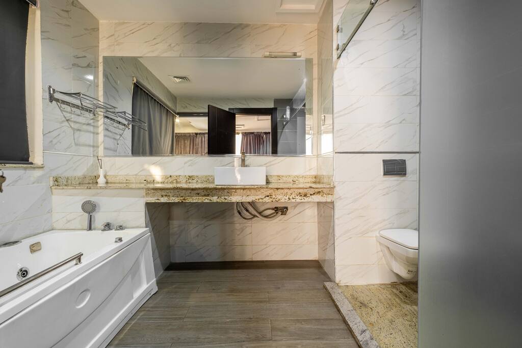 Romantic Room with Pool and Wi-Fi in Lekki, Lagos